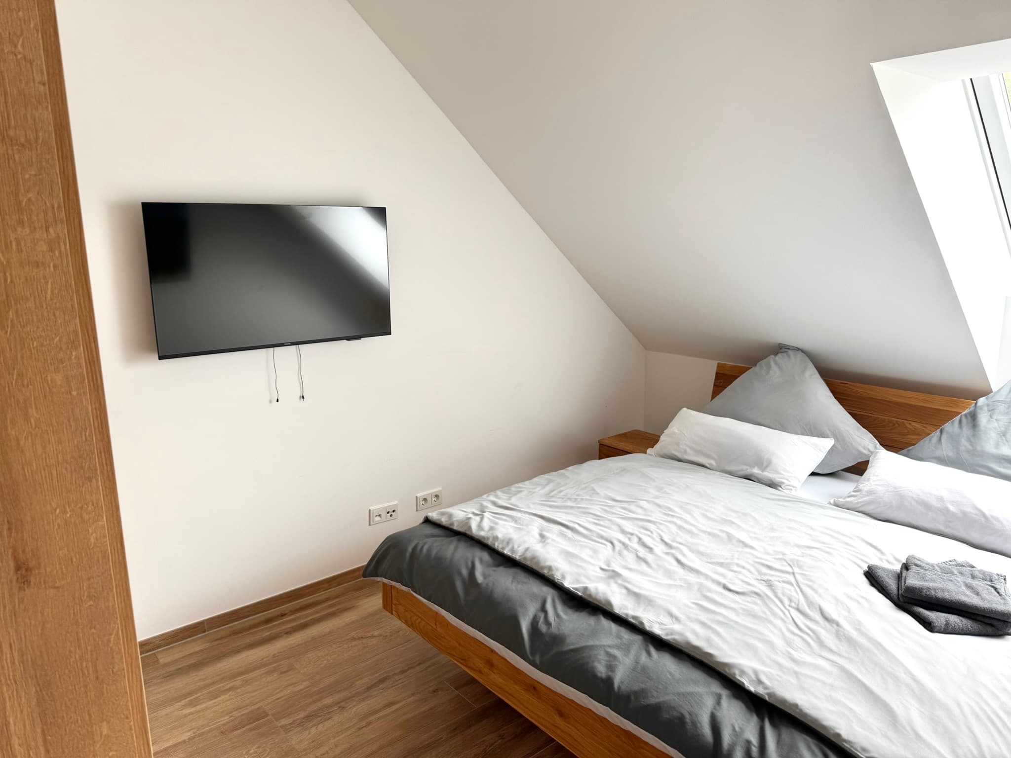 Apartment 11 image 3