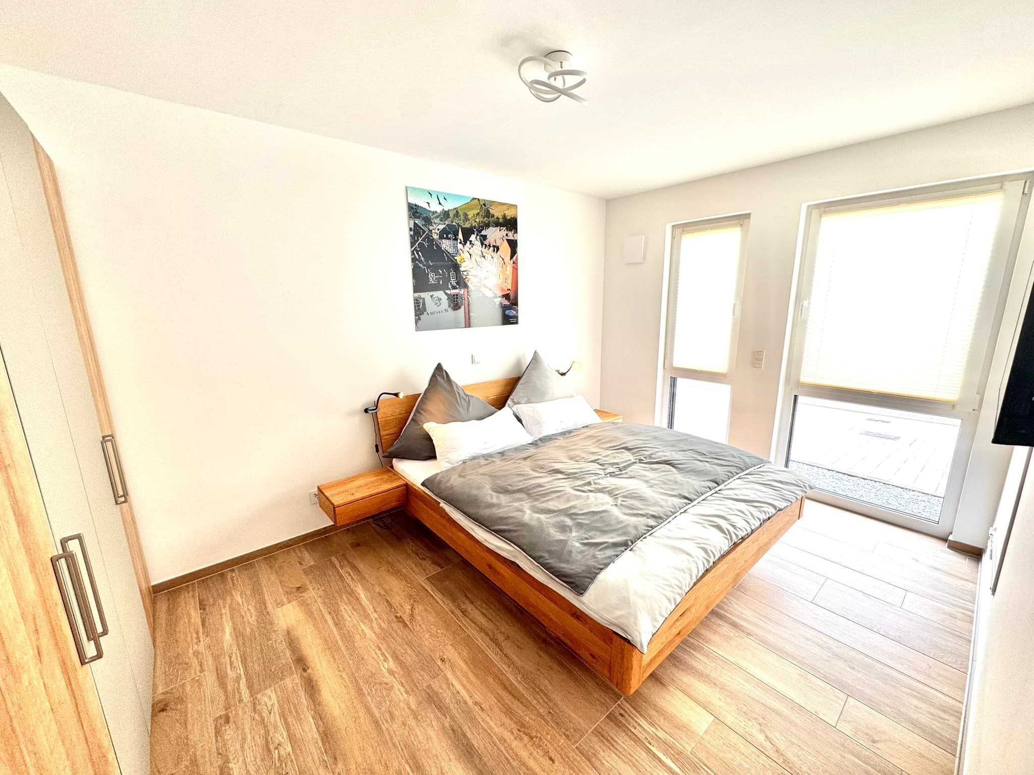 Apartment 2 image 5