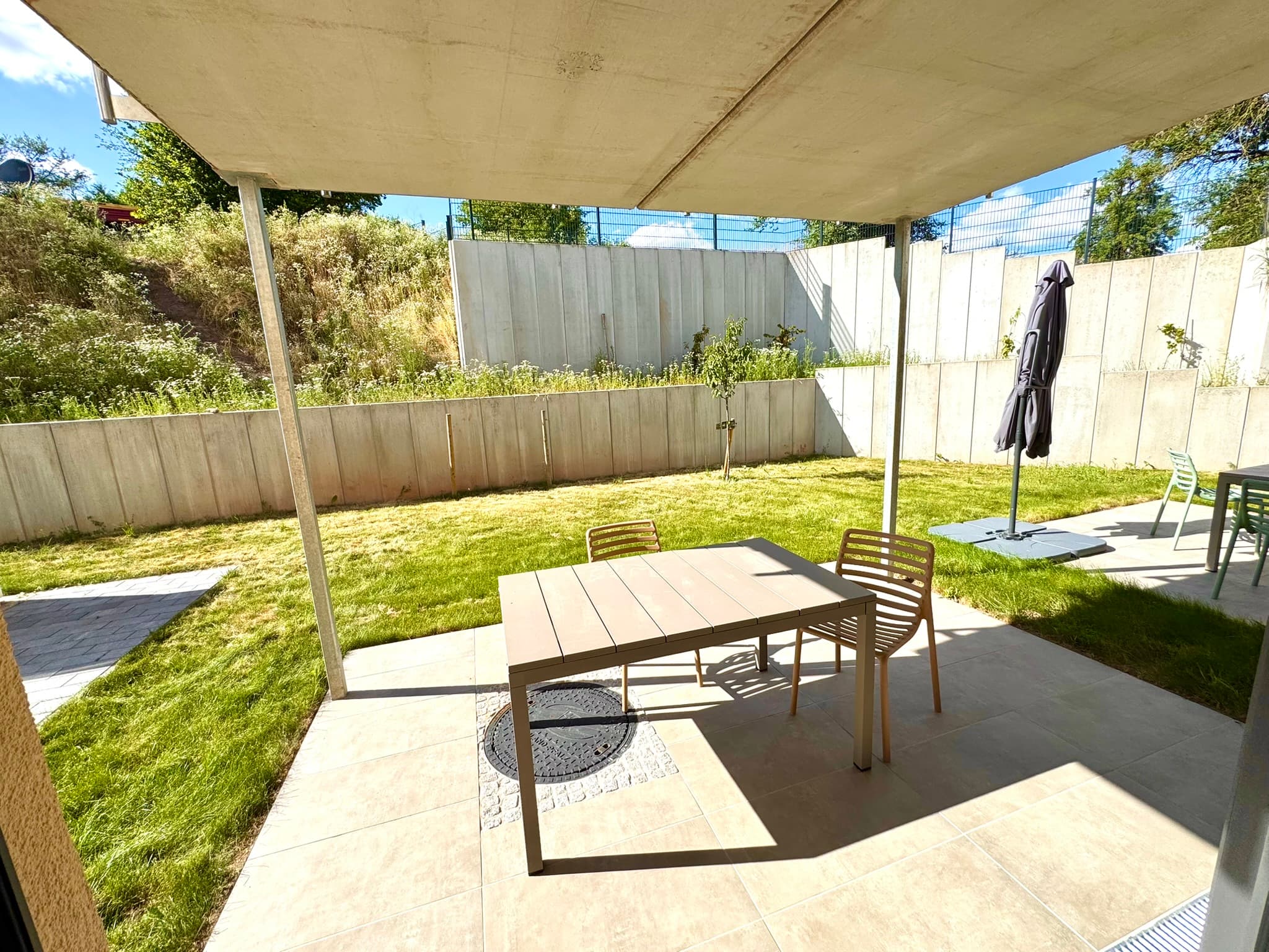 Apartment 3 image 1