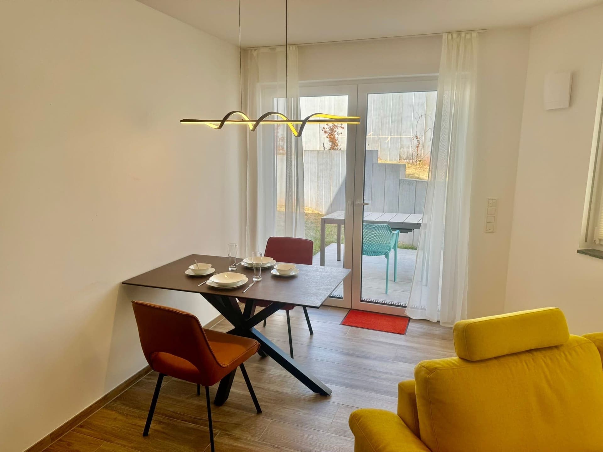 Einzigartig 5 – photo 1