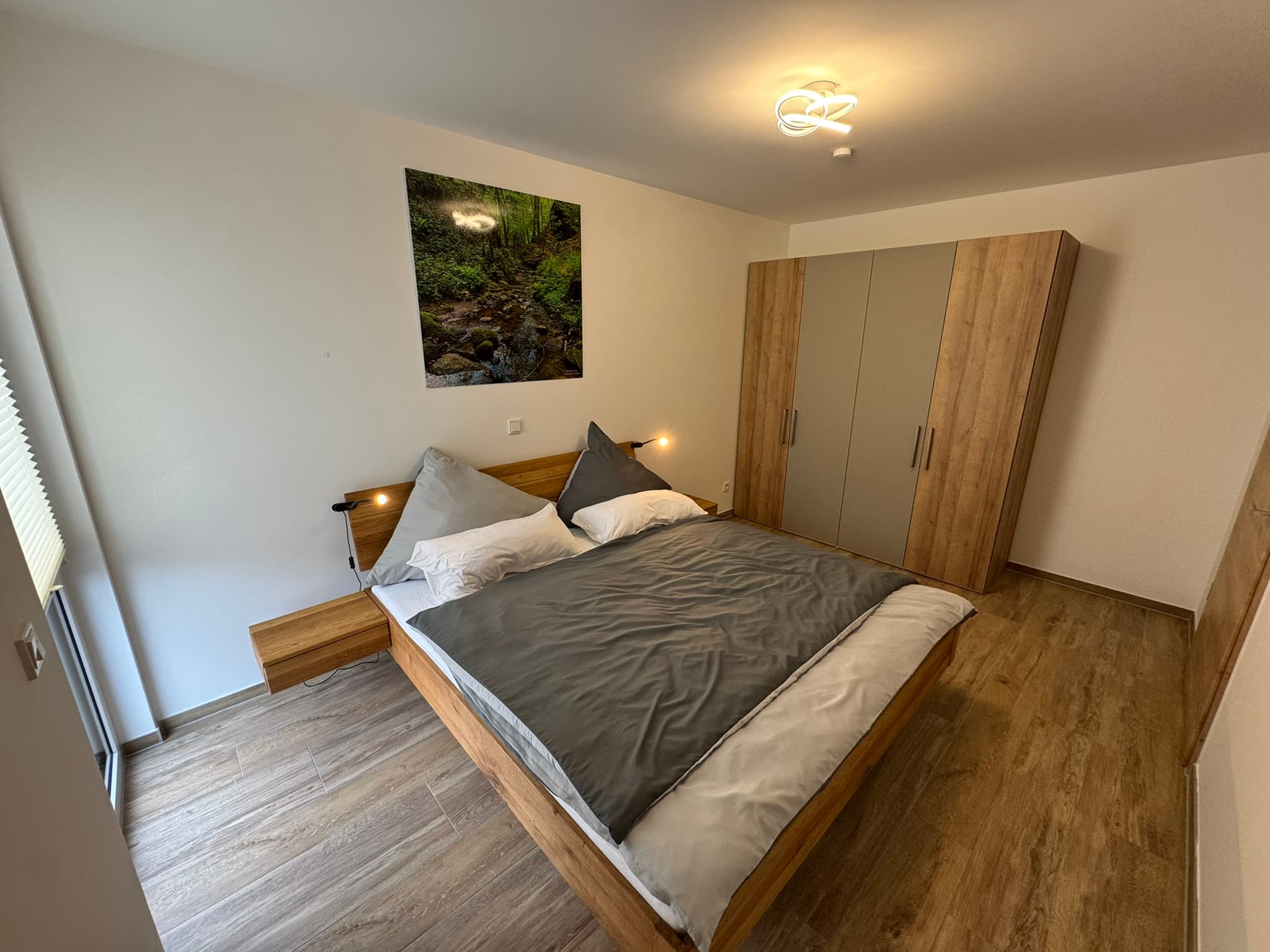 Apartment 7 image 2